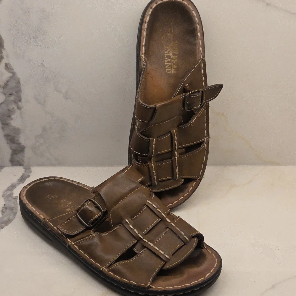 Wolfe Island Men's Brown Leather Sandals Size 11